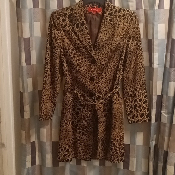 NWOT A | LINE poly multi-colored l/s light coat w black buttons & sash belt Sm - Picture 3 of 12